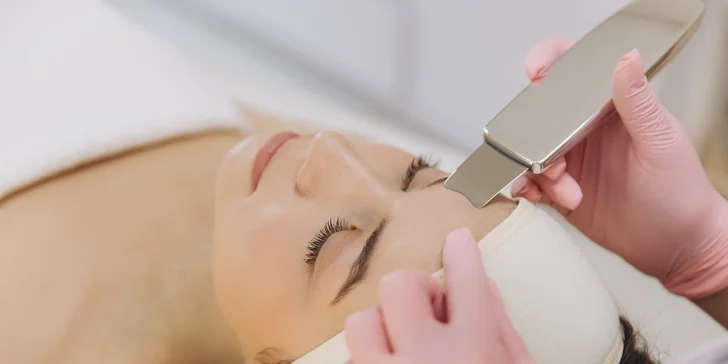 Čistenie pleti ultrazvukom pre dámy aj pánov, hĺbková alebo rozjasňujúca kúra s masážou