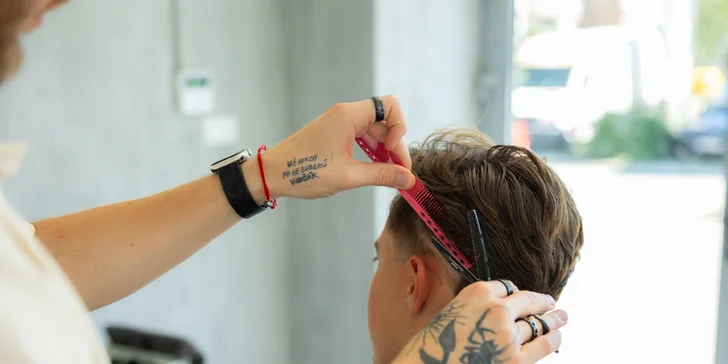 Pánsky strih alebo KOMBO balíček s úpravou brady v novučičkom bratislavskom barbershope
