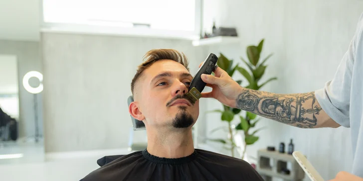 Pánsky strih alebo KOMBO balíček s úpravou brady v novučičkom bratislavskom barbershope