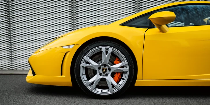 Adrenalínová jazda na Ferrari či Lamborghini!