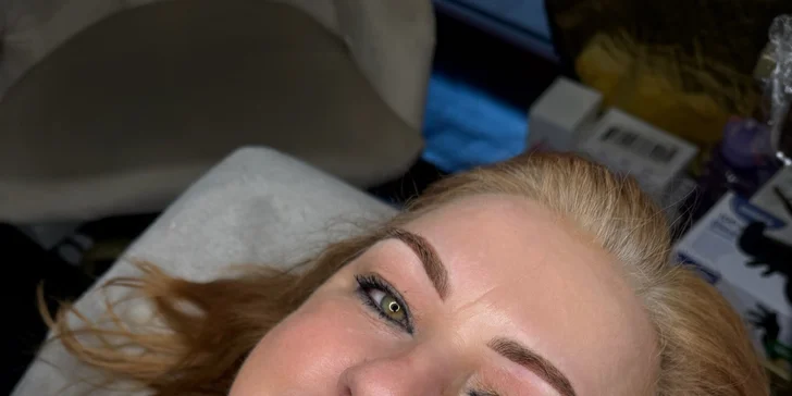 Permanentný make-up: Mihalnice, linka, obočie alebo pery