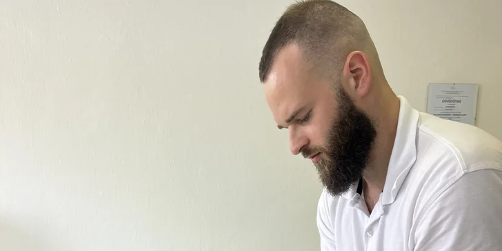 Zahoďte stres a oddýchnite si: Masáž rôznych partií tela aj s bankovaním v cene!