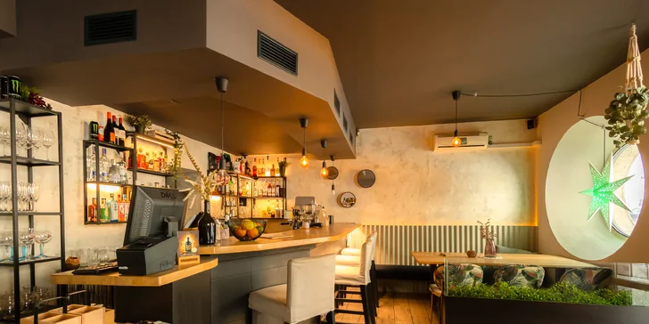 Hovädzí Dilema alebo Pulled pork burger s hranolčekmi