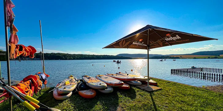 Užite si zábavu na paddleboarde či vodnom bicykli v rekreačnom stredisku Ormet pri Teplom Vrchu