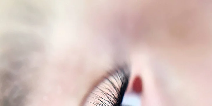 Rôzne druhy mihalníc, Lash lifting alebo laminácia obočia