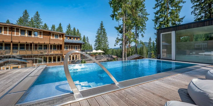Dovolenka v unikátnych Björnson Tree Houses s novým exteriérovým wellness, 2 deti do 9,9 r. zadarmo