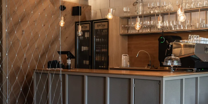 Krásny boutique penzión vo Veľkých Bíloviciach s vínnou pivnicou a barom