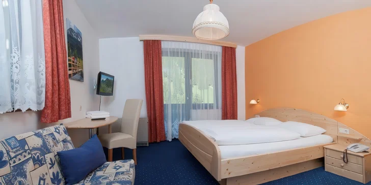 Zimná dovolenka v rakúskom Raurise: horský hotel 500 metrov od skiareálu, polpenzia plus a wellness