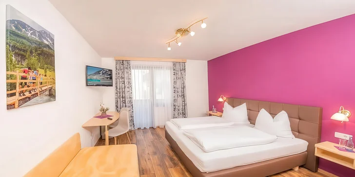 Zimná dovolenka v rakúskom Raurise: horský hotel 500 metrov od skiareálu, polpenzia plus a wellness