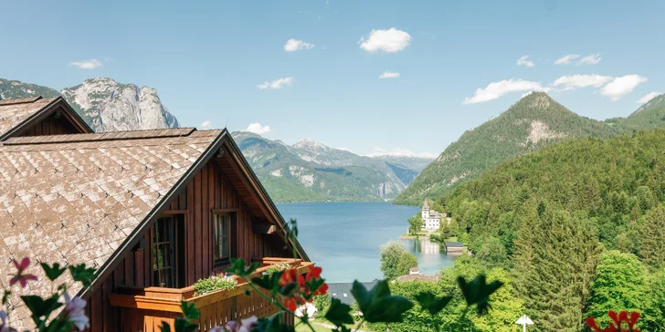 Pobyt v rakúskych Alpách: hotelové izby aj apartmány pri jazere Grundlsee, wellness a raňajky