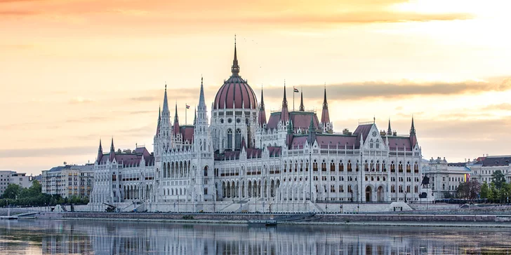 Budapešť: 4* hotel s výhľadom na parlament, raňajky a sauna v cene, pobyt pre 2 deti zdarma