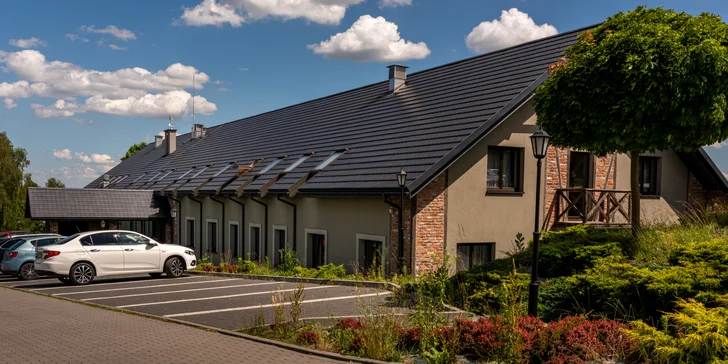 Útulný hotel pre milovníkov koní v blízkosti Krakova