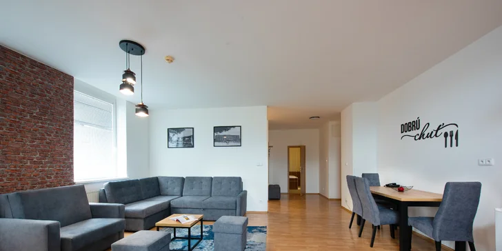 Rodinná dovolenka v priestranných apartmánoch na úpätí Vysokých Tatier s množstvom aktivít, kúsok od jazera