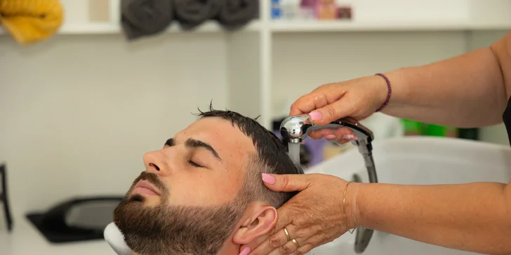 Dokonalý pánsky strih a úprava brady v Salóne Seven Beauty