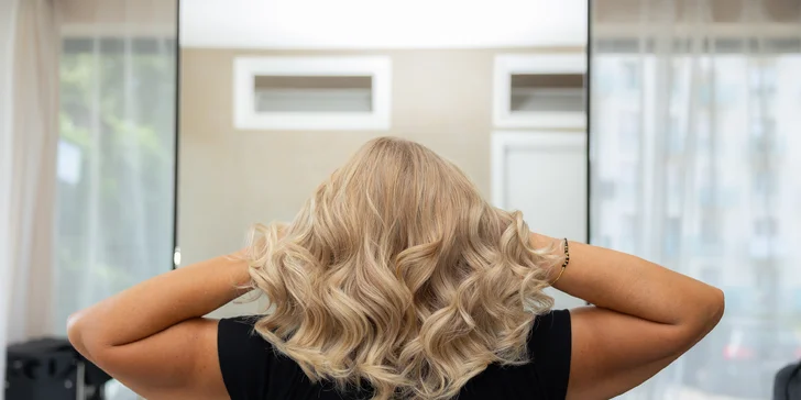 Dámsky strih s regeneráciou, farbenie s podstrihnutím alebo štýlové Balayage