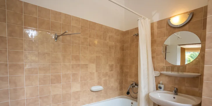Relax pre páry aj rodiny v tichom prostredí Liptova v Hoteli Borová Sihoť**