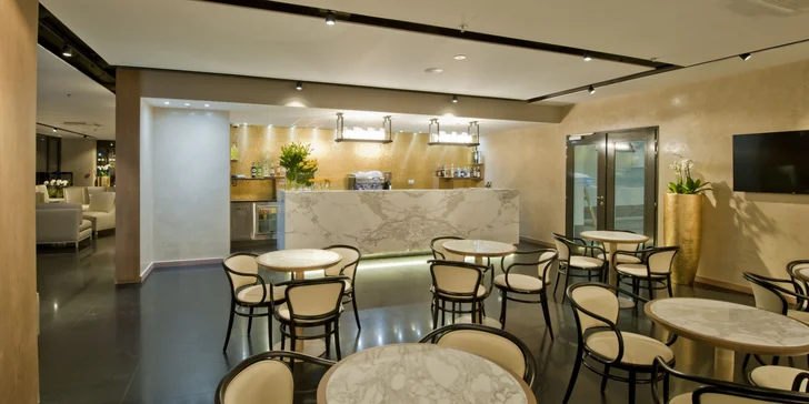 Moderný hotel na Rohanskom nábreží s bohatými raňajkami