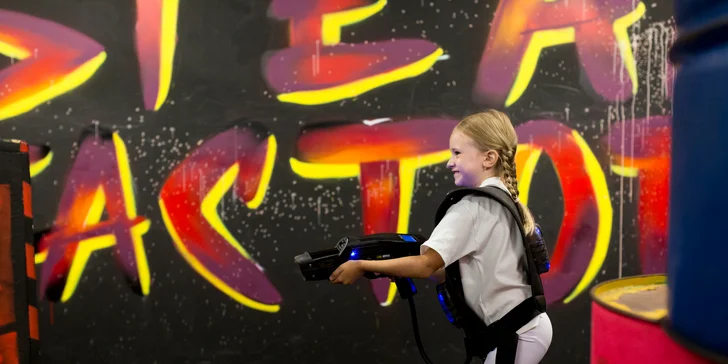 Laser Game v Steam Factory aj s pizzou, nápojom a žetónmi do FUN GAME