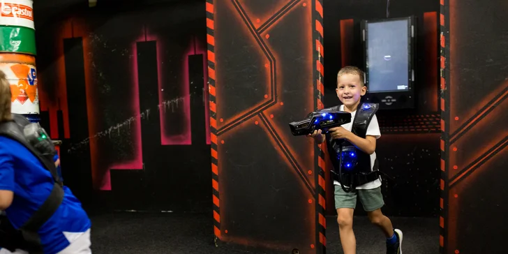 Laser Game v Steam Factory aj s pizzou, nápojom a žetónmi do FUN GAME