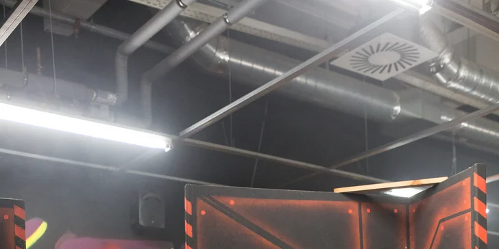 Laser Game v Steam Factory aj s pizzou, nápojom a žetónmi do FUN GAME