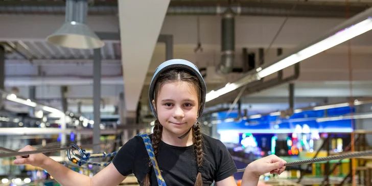Vstup do Tarzánie - lanového centra s prekážkovou dráhou a 30 m dlhou zipline lanovkou