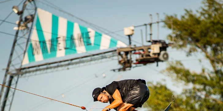 Wakeboarding na Wakelake: 2 hodiny, celý deň alebo individuálna lekcia: FROM ZERO TO HERO