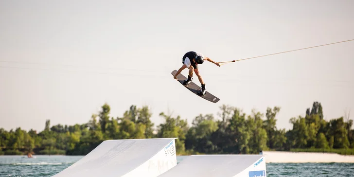 Wakeboarding na Wakelake: 2 hodiny, celý deň alebo individuálna lekcia: FROM ZERO TO HERO