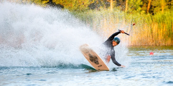 Wakeboarding na Wakelake: 2 hodiny, celý deň alebo individuálna lekcia: FROM ZERO TO HERO