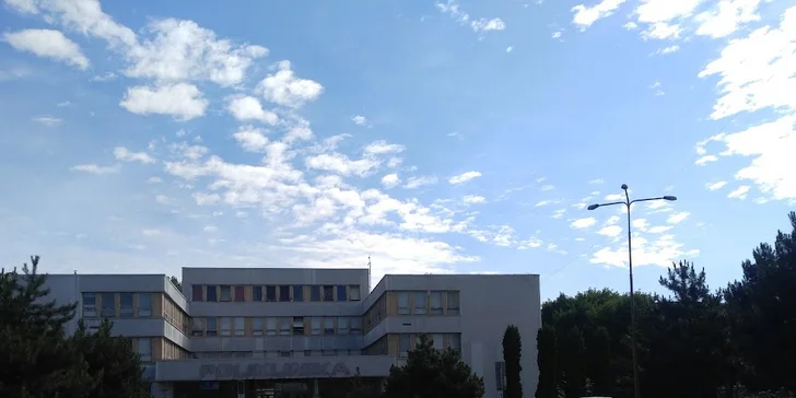 Zbohom inkontinencia aj diskomfort: Elektromagnetická stimulácia a posilnenie svalov panvového dna na EMS kresle