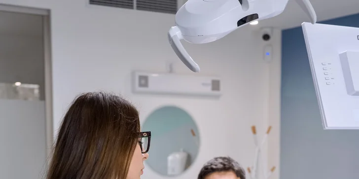 Dentálna hygiena alebo bielenie zubov technológiou Magic Light