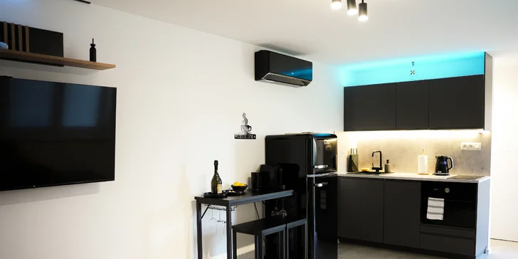 Apartmánový domček so saunou a vírivkou v Šoporni