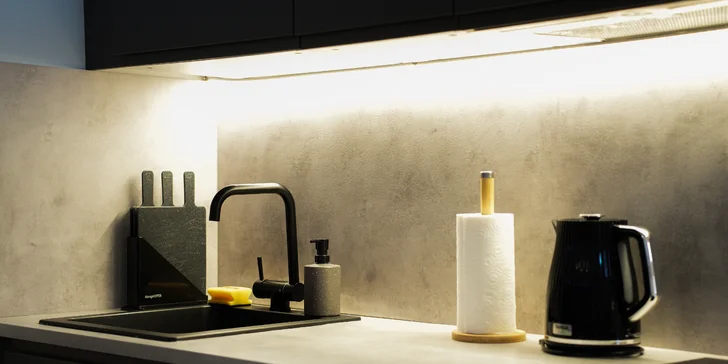 Apartmánový domček so saunou a vírivkou v Šoporni