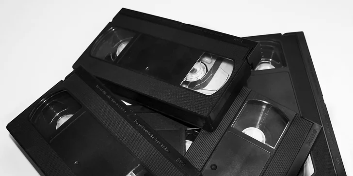 Profesionálne skenovanie či retuš fotiek a diapozitívov alebo digitalizácia VHS kaziet
