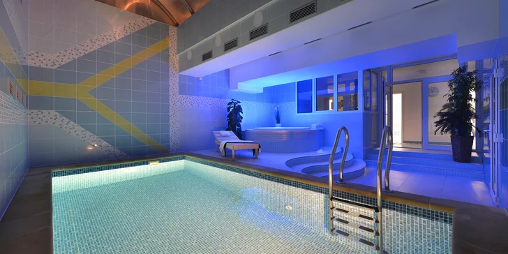 Pobyt v Hlubokej nad Vltavou s polpenziou aj wellness: hotel pod zámkom v blízkosti golfového ihriska