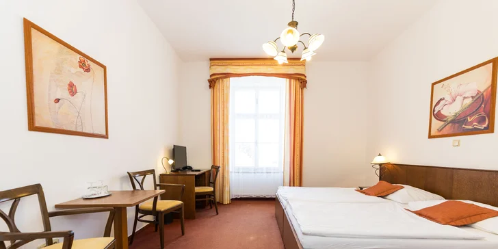 Pobyt v Hlubokej nad Vltavou s polpenziou aj wellness: hotel pod zámkom v blízkosti golfového ihriska