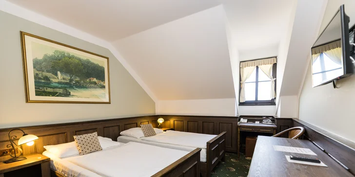Pobyt v Hlubokej nad Vltavou s polpenziou aj wellness: hotel pod zámkom v blízkosti golfového ihriska