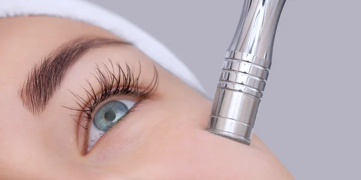 Hĺbkové čistenie, vodná dermabrázia, lifting pleti pomocou rádiofrekvencie alebo rádiomezolift XILIA GLOW