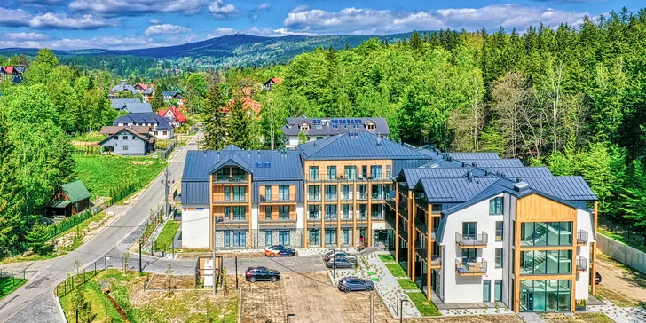 Relax a aktívna dovolenka v poľských Krkonošiach: moderné apartmány, neobmedzená sauna