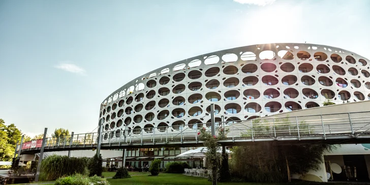 Relax u Wörthersee: neobmedzený vstup do wellness, raňajky a skvelá poloha kúsok od jazera