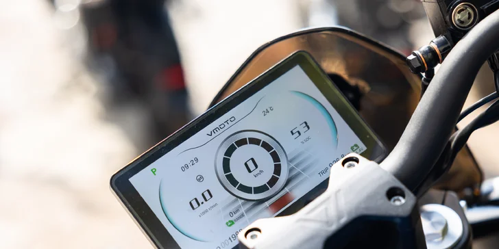 Prenájom elektrického motocykla pre vodičák sk. B na 24 hodín či víkend