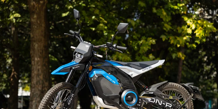 Prenájom elektrického motocykla pre vodičák sk. B na 24 hodín či víkend