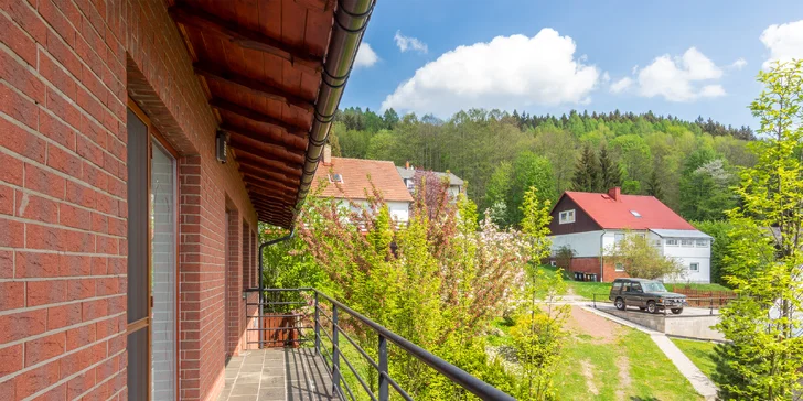 Prenájom vily v Svobode nad Úpou: chata v Krkonošiach s bazénom a saunou, až pre 12 osôb