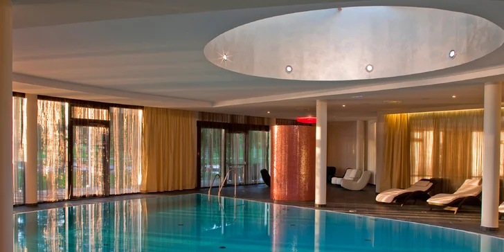 Relax u Wörthersee: neobmedzený vstup do wellness, raňajky a skvelá poloha kúsok od jazera