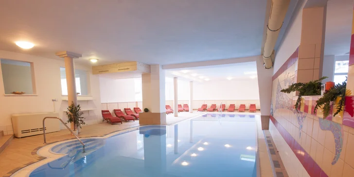 Tyrolské Alpy: 4* hotel pri zjazdovke, polpenzia, wellness a detský program