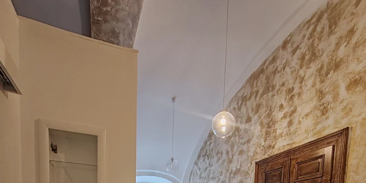 Depilácia laserom: brada, horná pera, podpazušie, nohy či hrudník
