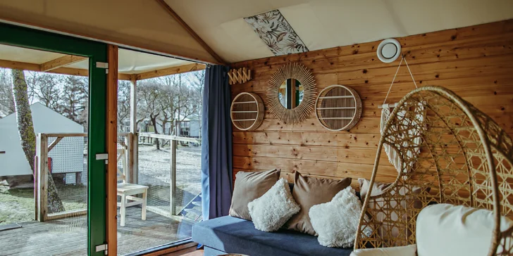 Glamping pri jazere Jamno a pri Balte: bez jedla alebo s raňajkami, množstvo aktivít aj domčeky s vlastným wellness