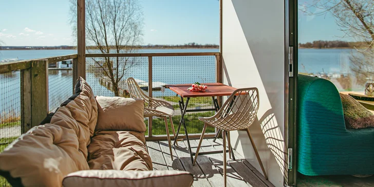 Glamping pri jazere Jamno a pri Balte: bez jedla alebo s raňajkami, množstvo aktivít aj domčeky s vlastným wellness