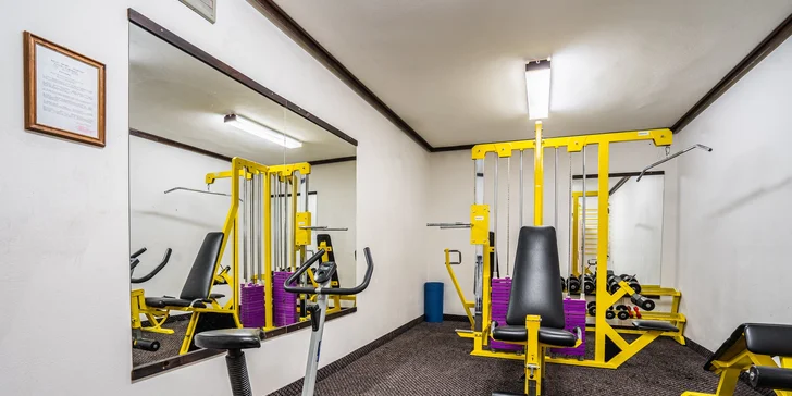 Za športom aj relaxom do Lipna aj do Rakúska: hotel s polpenziou na brehu jazera