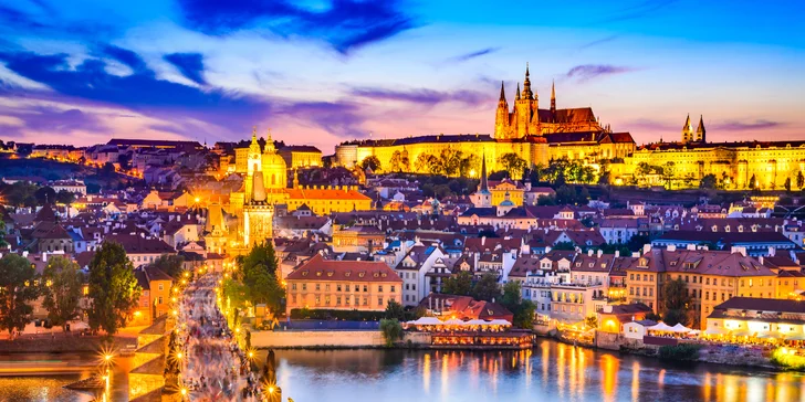 Jednodňový výlet na čarokrásne vianočné trhy v Prahe