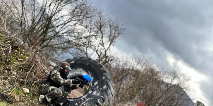 Trojhodinová adrenalínová paintball prestrelka a plnou výbavou pri Považskej Bystrici